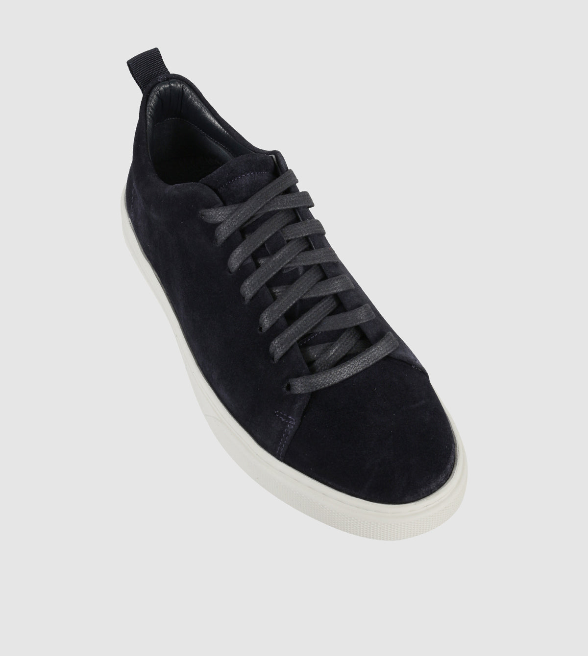 Aven Low Top Sneakers by Brando