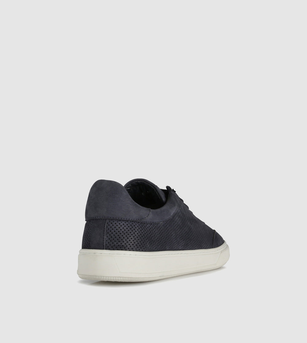 Djimon Low Top Sneakers by Brando