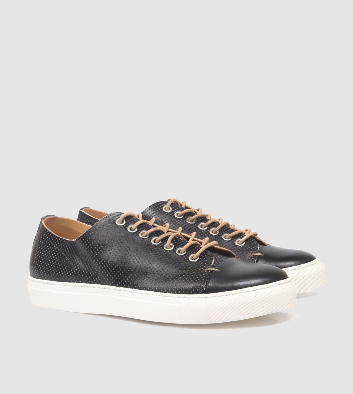 Eagan Low Top sneakers by Brando