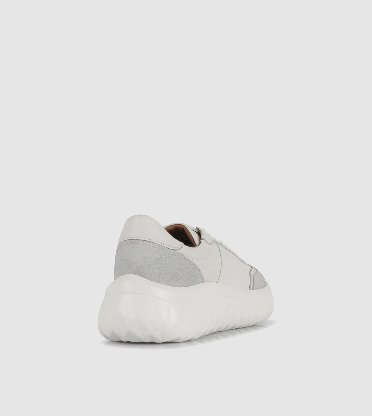Kyro Low Top Sneakers by Brando