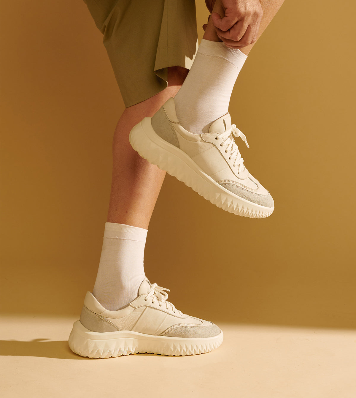 Kyro Low Top Sneakers by Brando